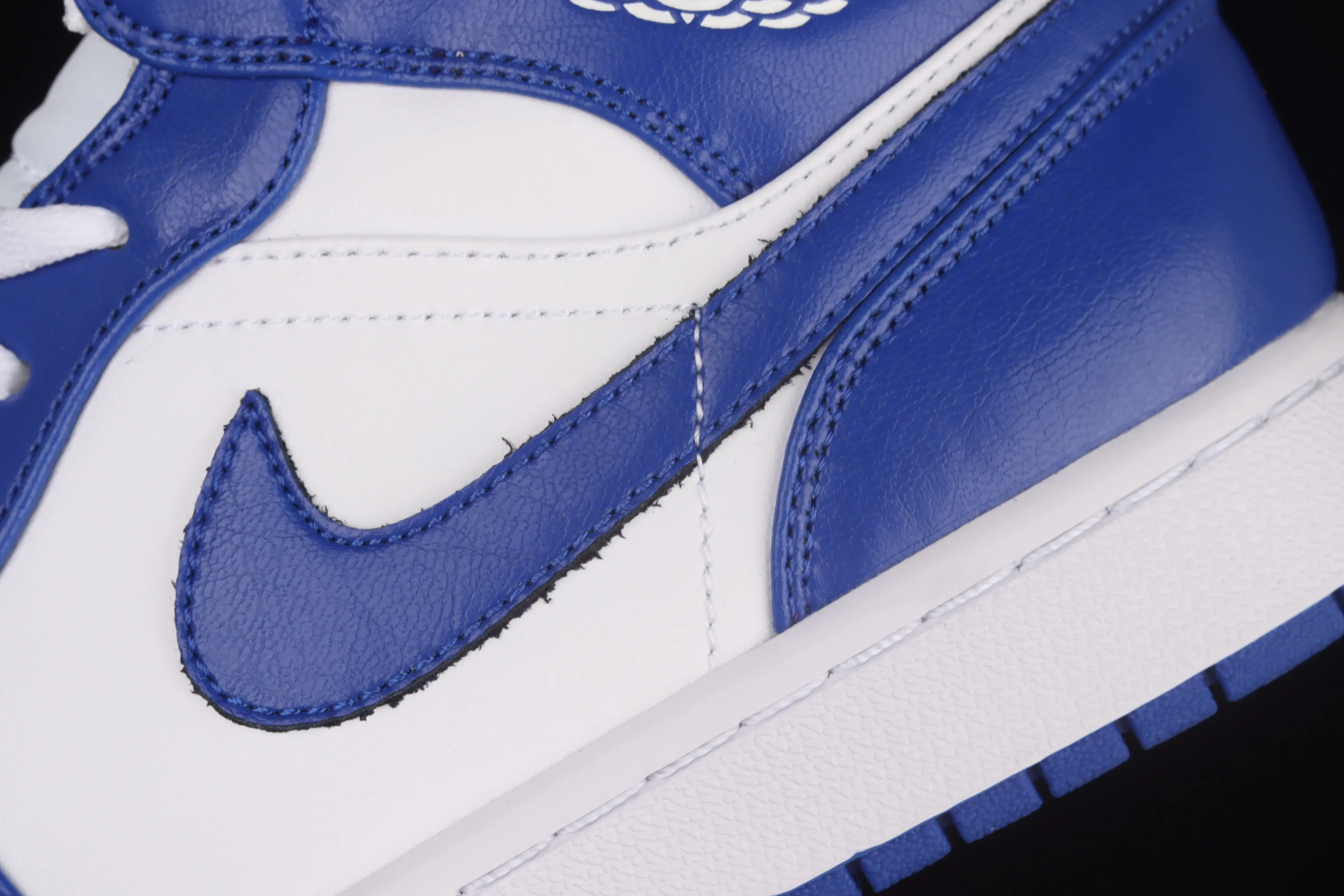 All categories Air Jordan Jordan series basketball shoes Air Jordan 1 Mid Air Jordan 1 Mid AJ1 Joe 1 Kentucky Blue Zhongbang basketball shoes BQ6472-104